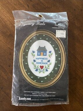 Janlynn • 'Happiness Is Homemade' Embroidery Kit • 1986